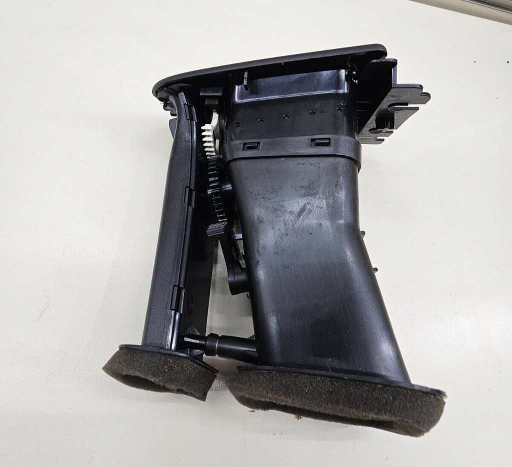 02-08 Jaguar X-Type Right Passenger Outer Dash Front Center Air Vent Heater OEM