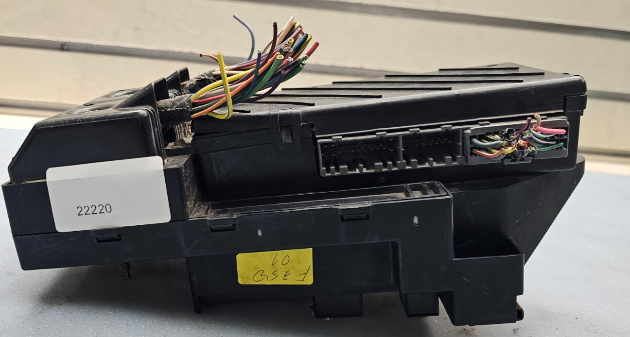 🔥99-03 Ford F150 F250 F350 Interior Fuse Box Junction Relay Power Module Block