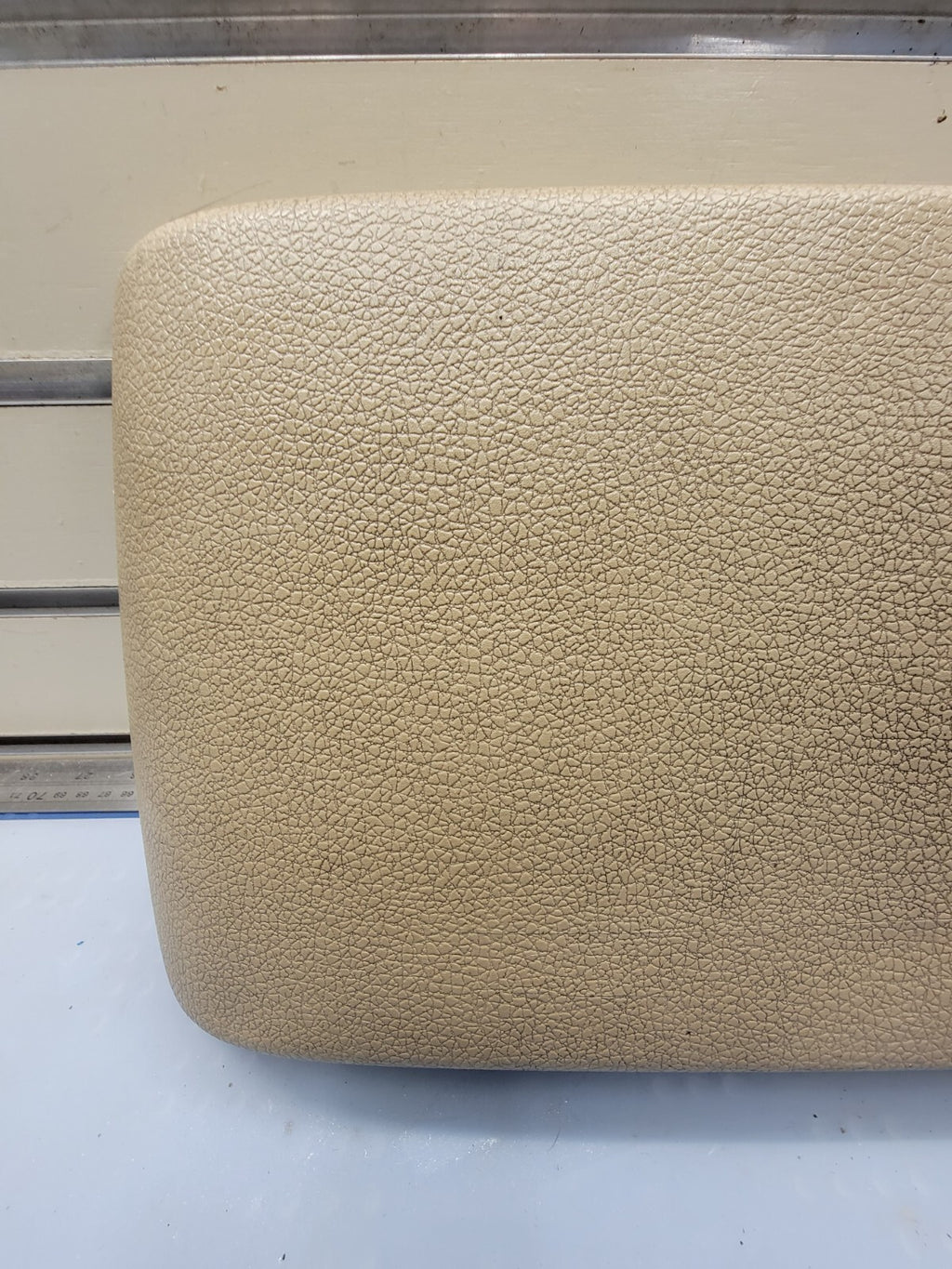🔥06-10 FORD EXPLORER MERCURY MOUNTINEER CENTER CONSOLE ARM RESTER LID TAN