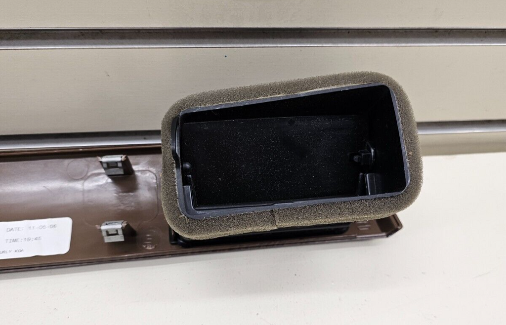 🔥05-09 Five Hundred Taurus Sable Interior Center Dash Panel Bezel Trim Wood