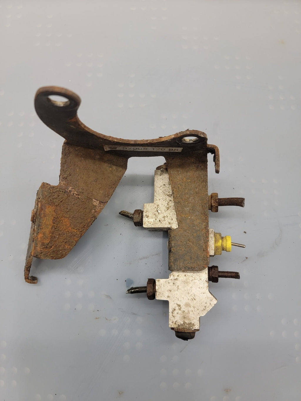 1994-1997 dodge ram brake valve pressure metering proportioning d13
