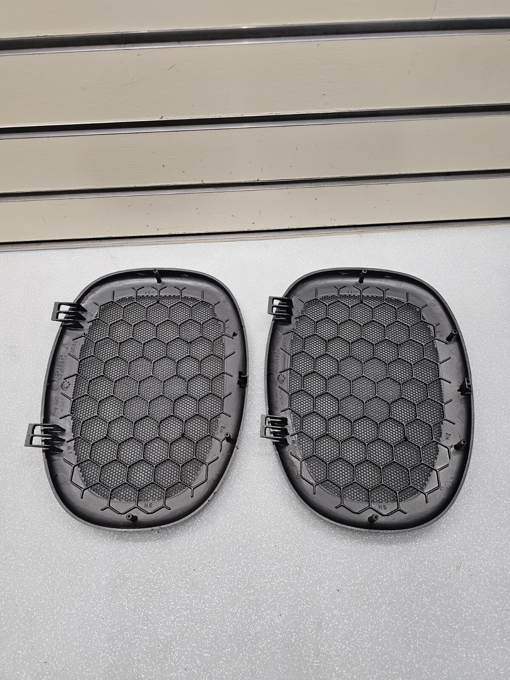 🔥04-08 Pontiac Grand Prix Rear Left/Right Deck Speaker Grill Covers Black OEM