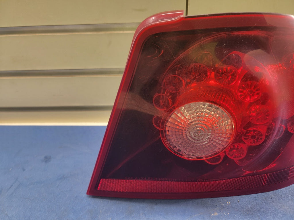 🔥2011-2014 Dodge Avenger Rear Passenger Right Side Tail Light Lamp Assembly