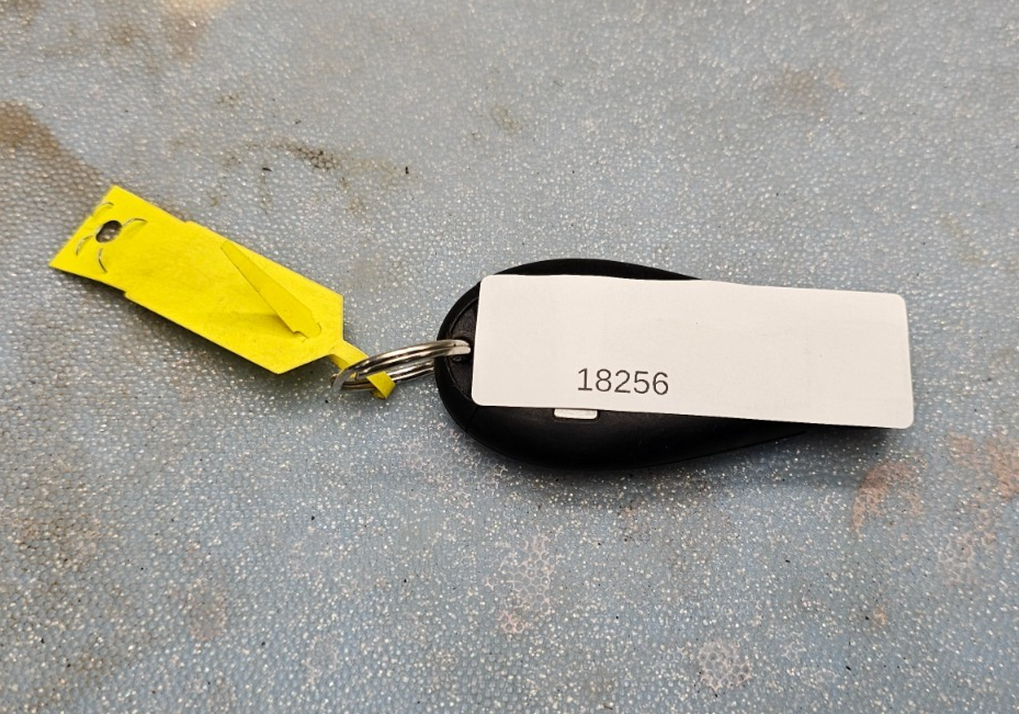 🔥08-20 Dodge Grand Caravan Town Country Button Entry Remote key Less fob FOBIK