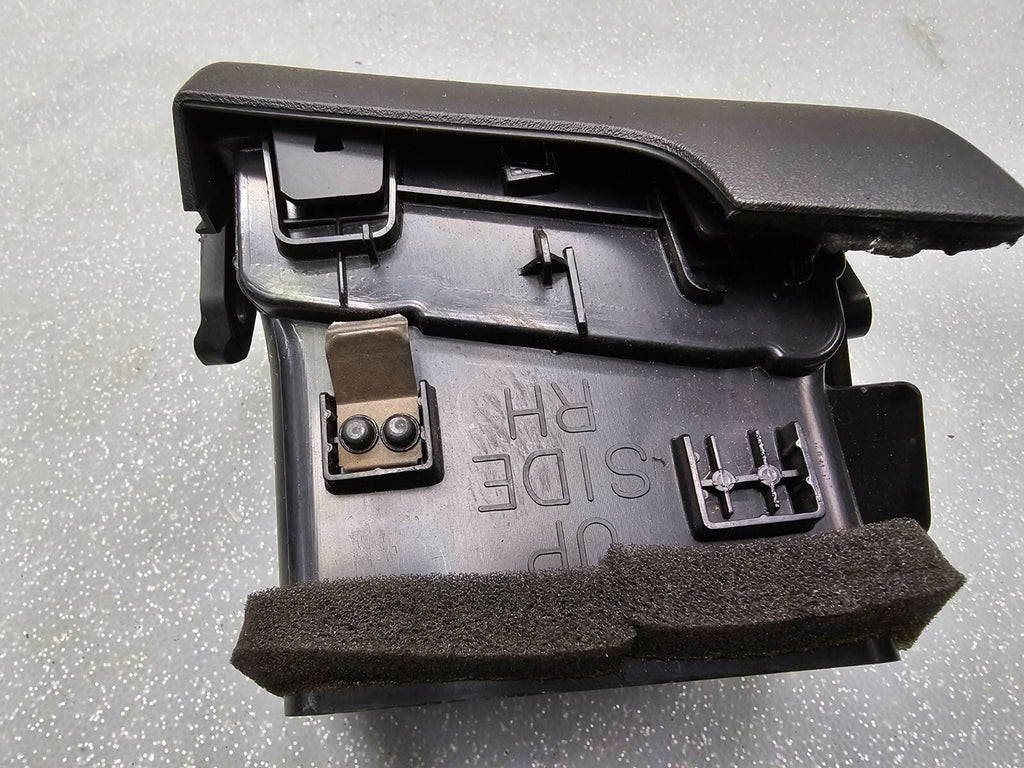 🔥06-10 INFINITI M35 M45 SEDAN LH PASSENGER SIDE DASH A/C AIR VENT OEM BLACK