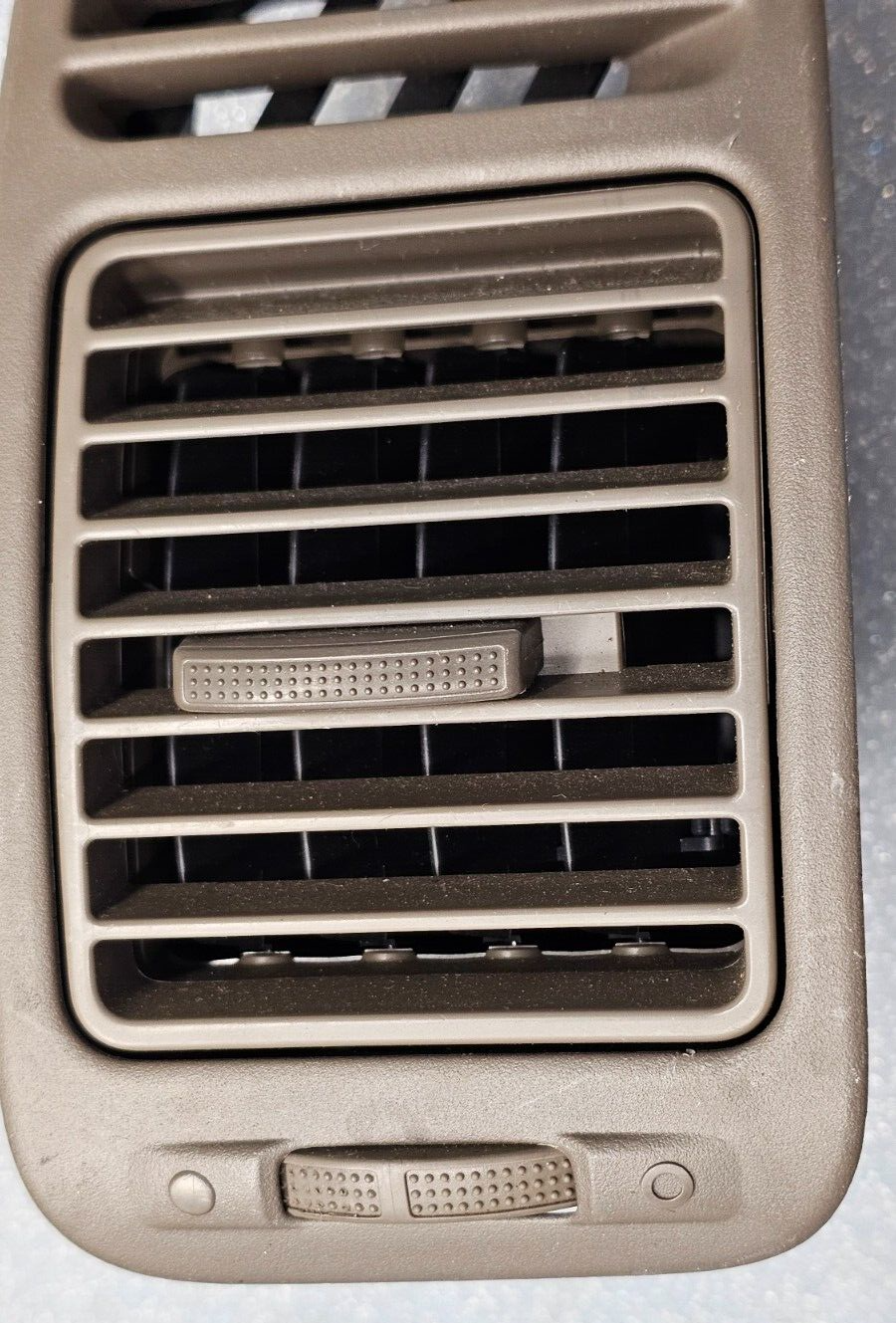 🔥01-05 Honda Civic Dash Right Passenger AC Air Vent Heater Conditioning Tan