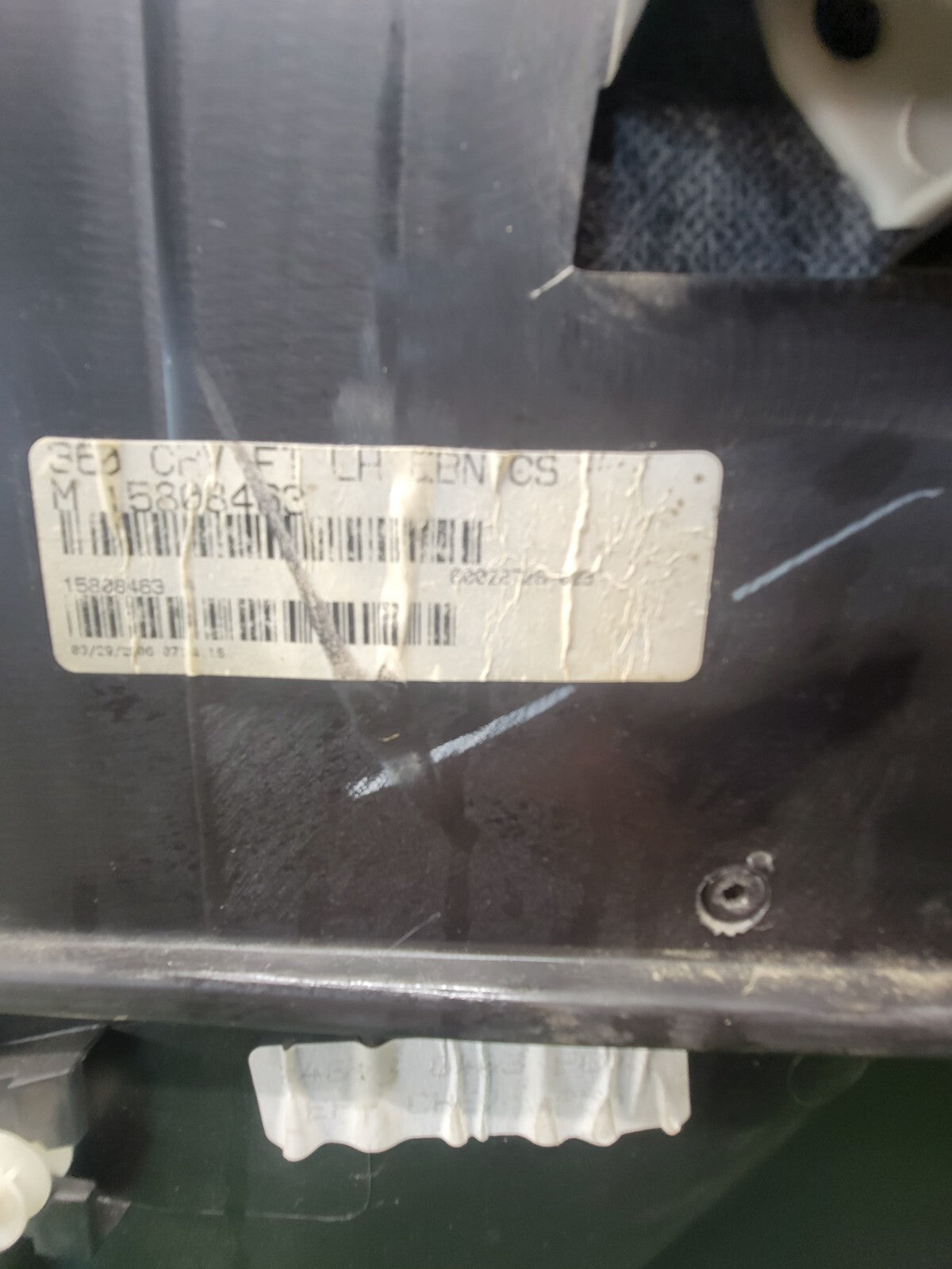 🔥2002-2009 CHEVY TRAILBLAZER Door Panel  Front LEFT DRIVER armrest BLACK/TAN D8