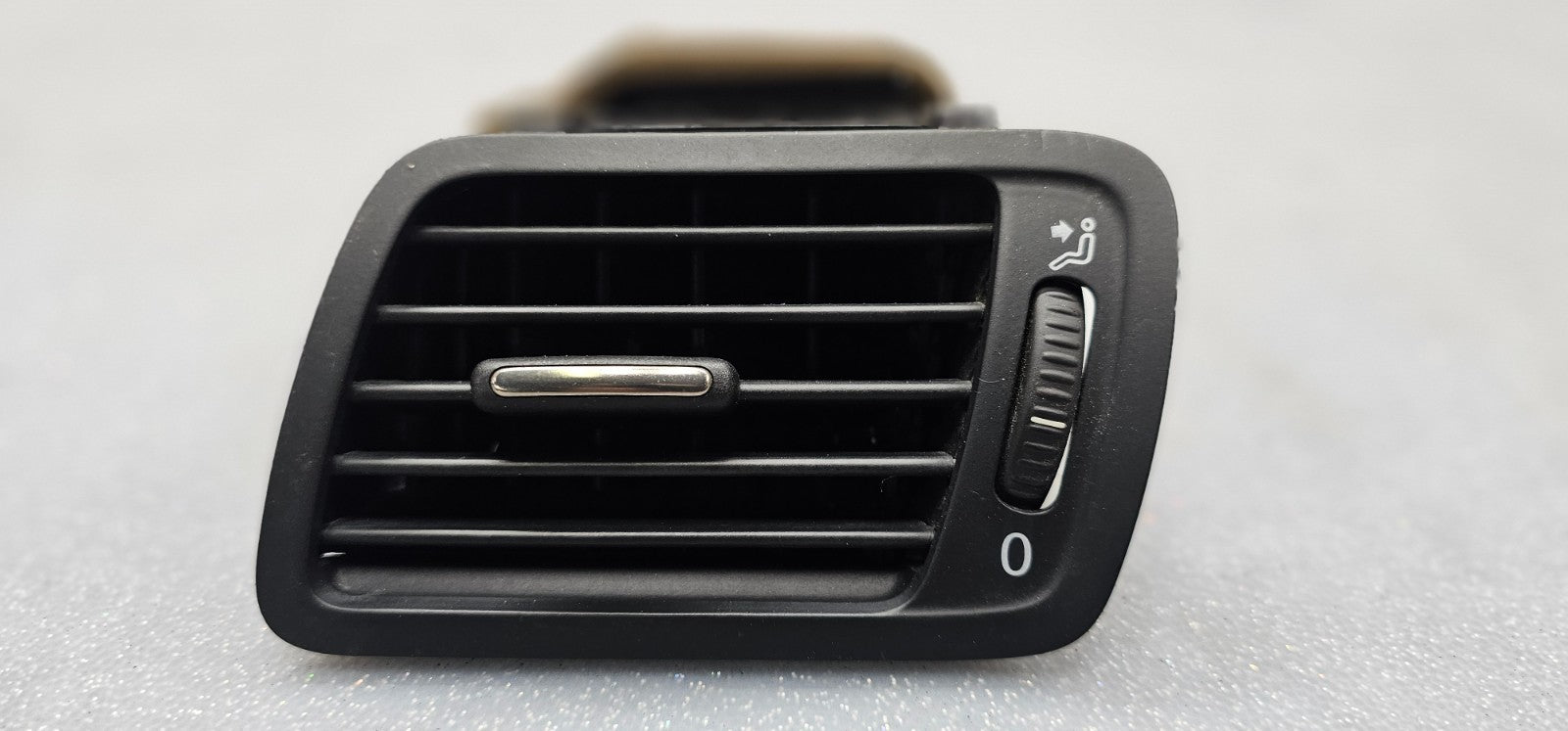 🔥06-11 VW Passat CC Dash Left Driver Master AC A/C Air Vent Heater Panel Black