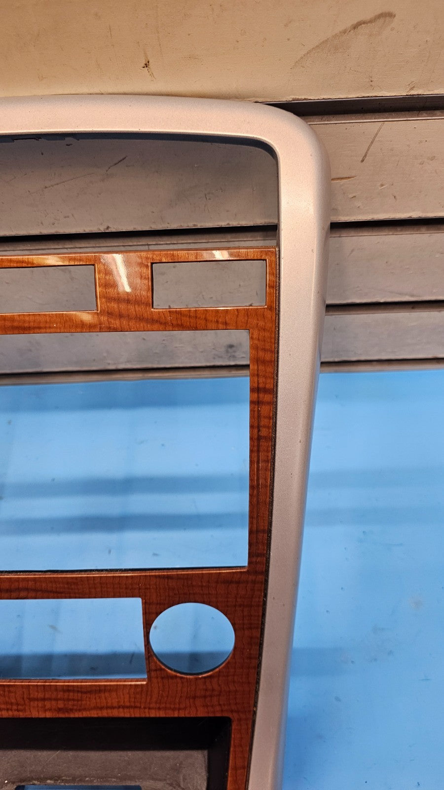 🔥07-09 Equinox Center Dash Radio Climate Surround Bezel Trim SILVER/WOOD B43