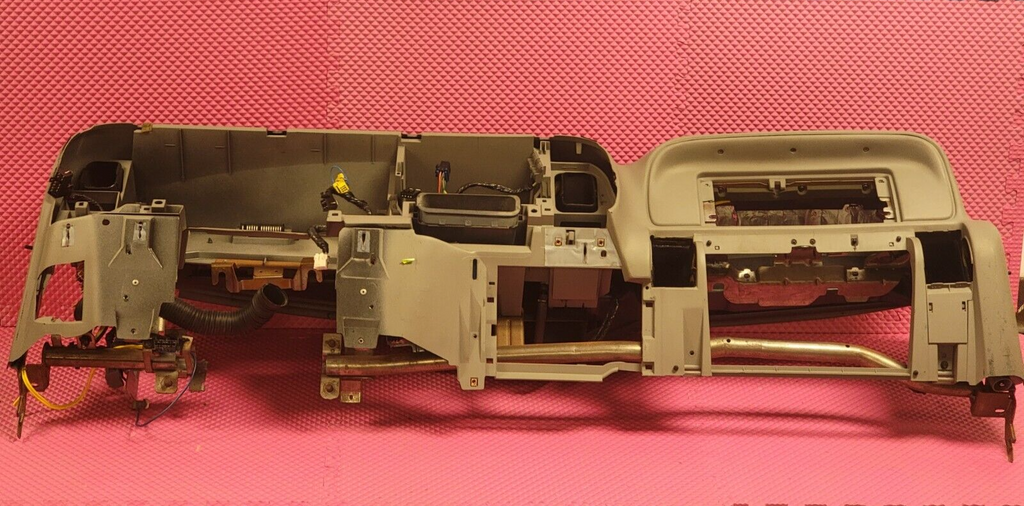 🔥95-99 CHEVY GMC SILVERADO C/K Dashboard DASH CORE Frame Mount UP Box TAN DB2