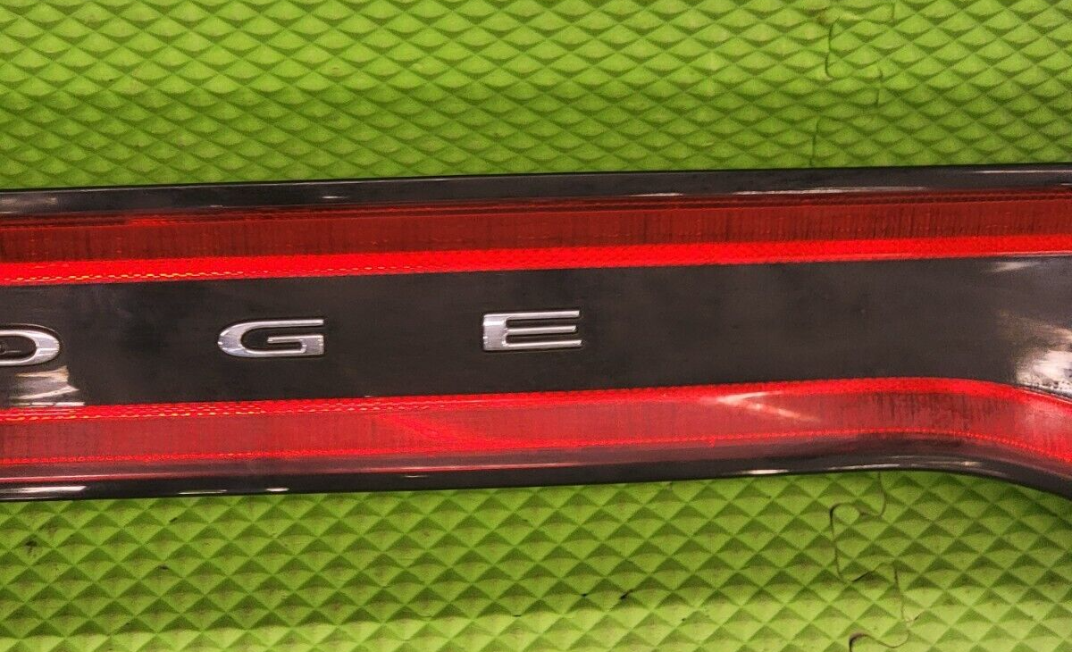 🔥2013-2016 Dodge Dart LED Trunk center Tail Light Lamp Brake Panel OEM RED