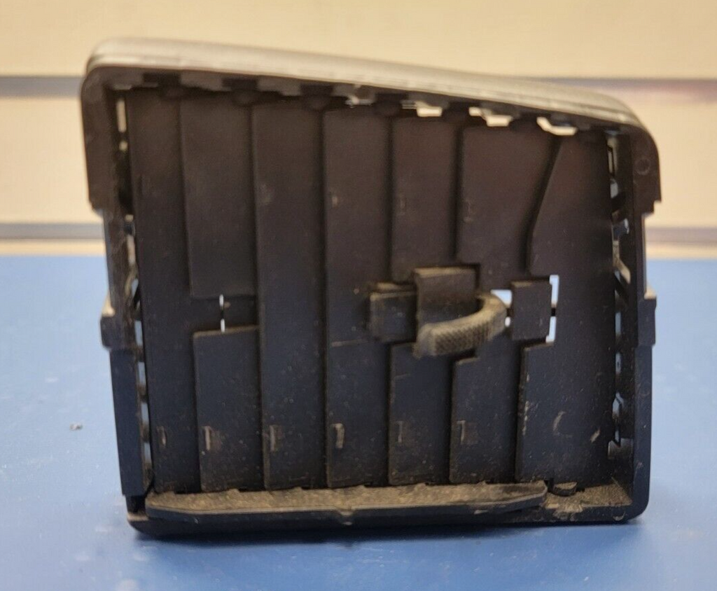 🔥06-07 Dodge Charger 05-07 Magnum Left DRIVER Dash Air VENT Cond Heater Black