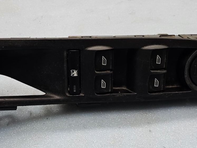 12-18 Focus Escape Front Left Driver Master Power Window Switch Regulator Black
