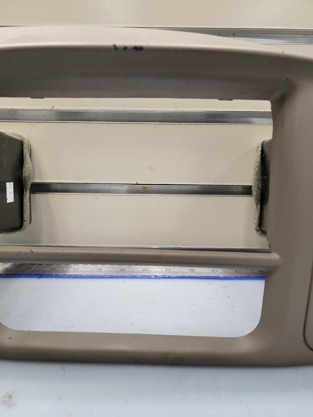 🔥97-03 Ford F150 Center Dash Radio Climate Trim BEZEL Panel AIRBG Line TAN