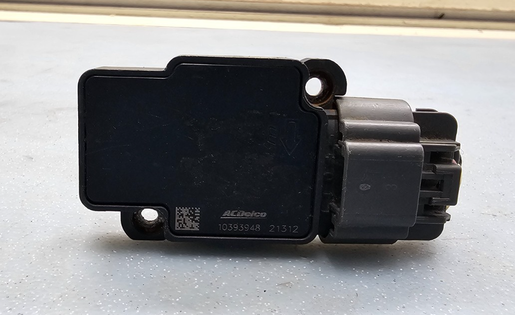 🔥09-15  Avalanche Escalade Silverado CTS Air Mass Airflow Sensor Assembly BLACK
