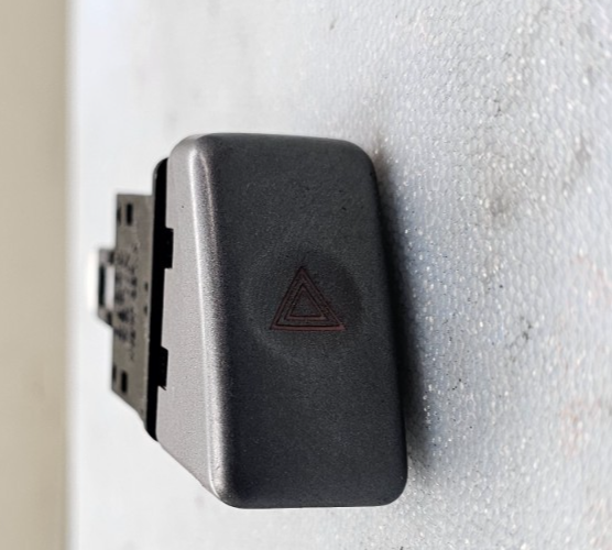 🔥05-07 Impreza WRX STI Hazard Control Emergency Flasher Switch Button Silver