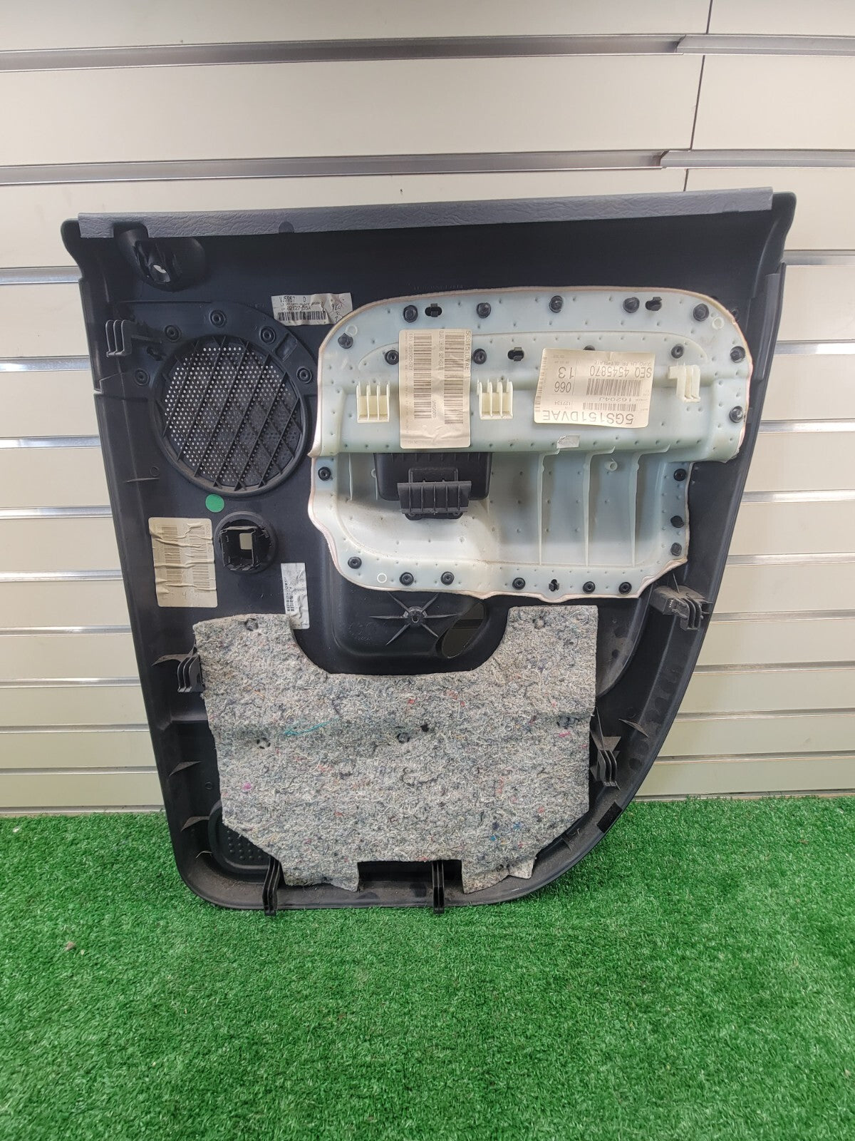 🔥02-05 Dodge RAM Interior DOOR Panel Rear Left Driver BLACK v1 G22