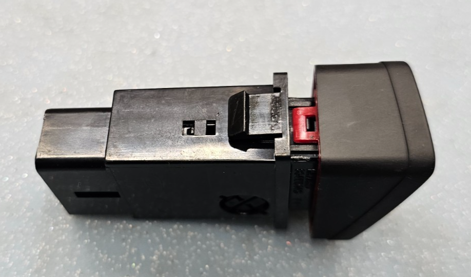 🔥04-09 Hyundai Tucson Hazard Emergency Light Lamp Control Switch Assembly Black