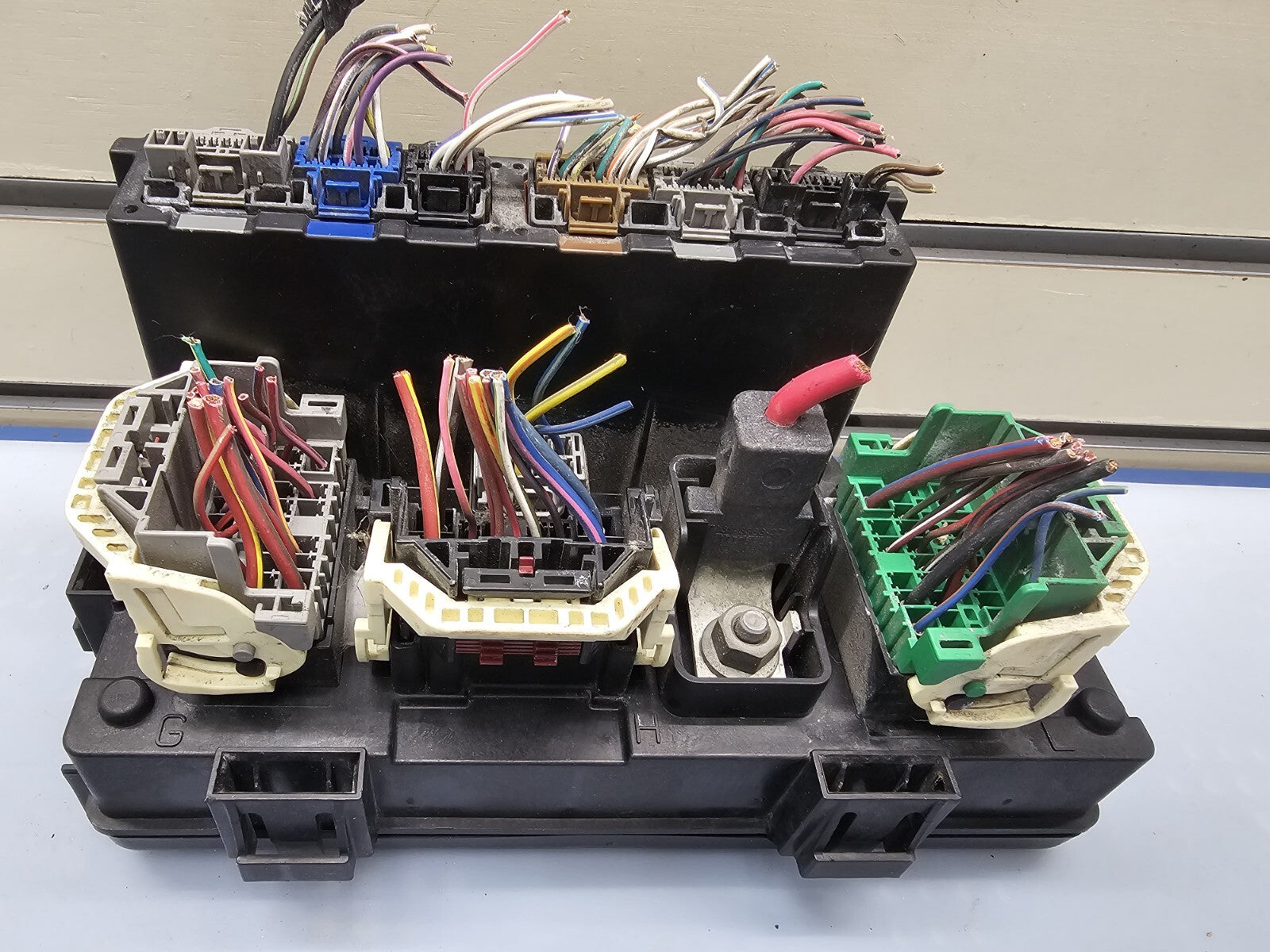 🔥08-09 Dodge Caliber Jeep Patriot Compass TIPM Power Module Relay Fuse Box OEM