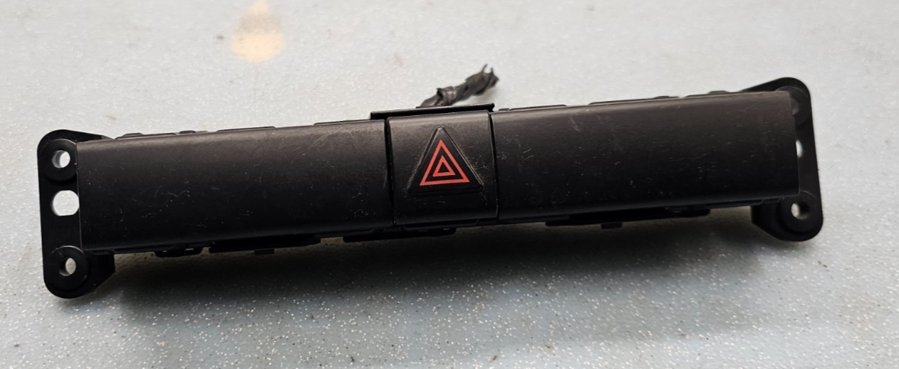 🔥07-10 CHRYSLER SEBRING DODGE AVENGER Dash Emergency Hazard Light Switch OEM