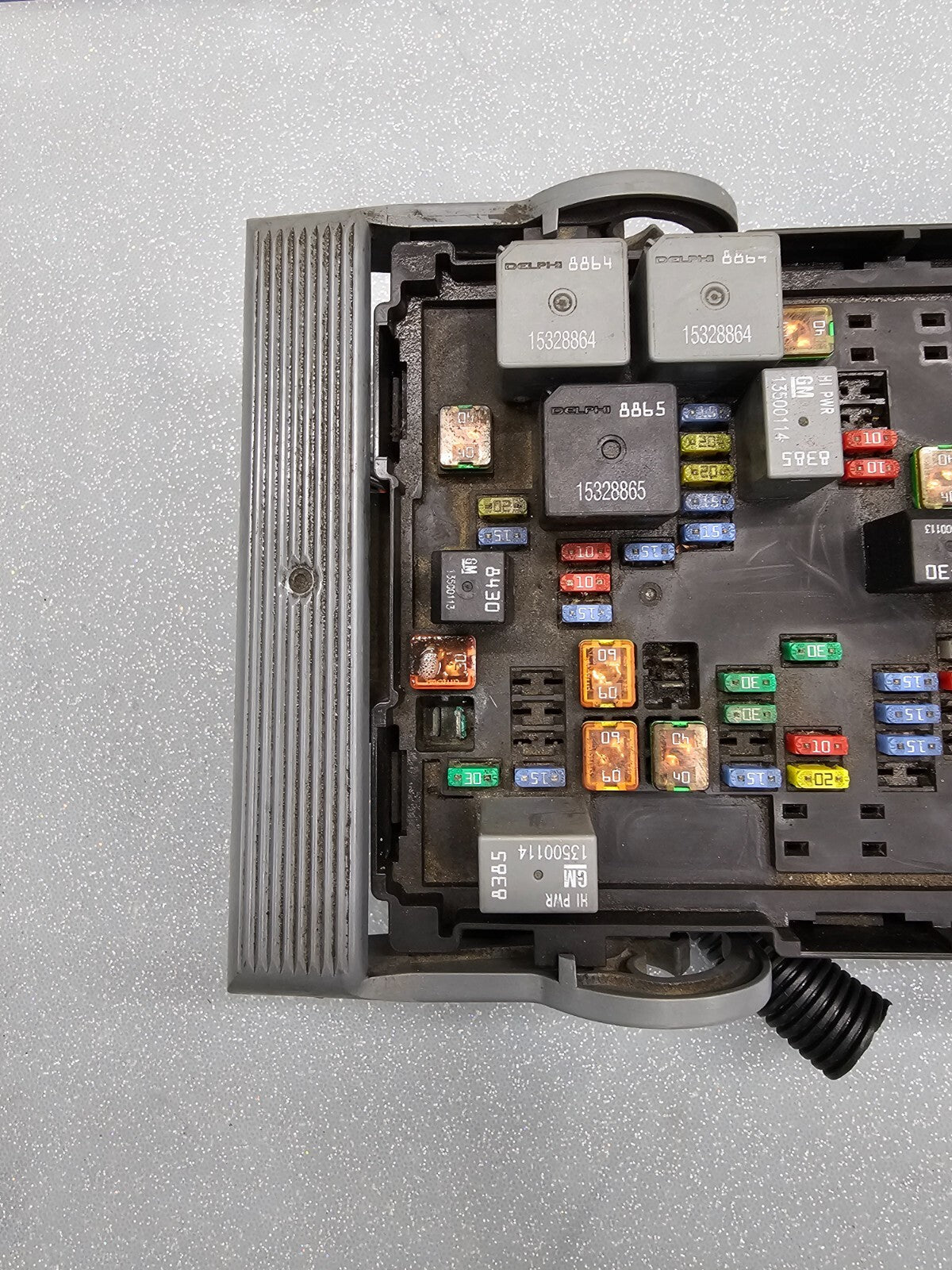 🔥10-13 Chevy Silverado GMC Sierra Fuse Box Relay Junction Power Module Unit OEM
