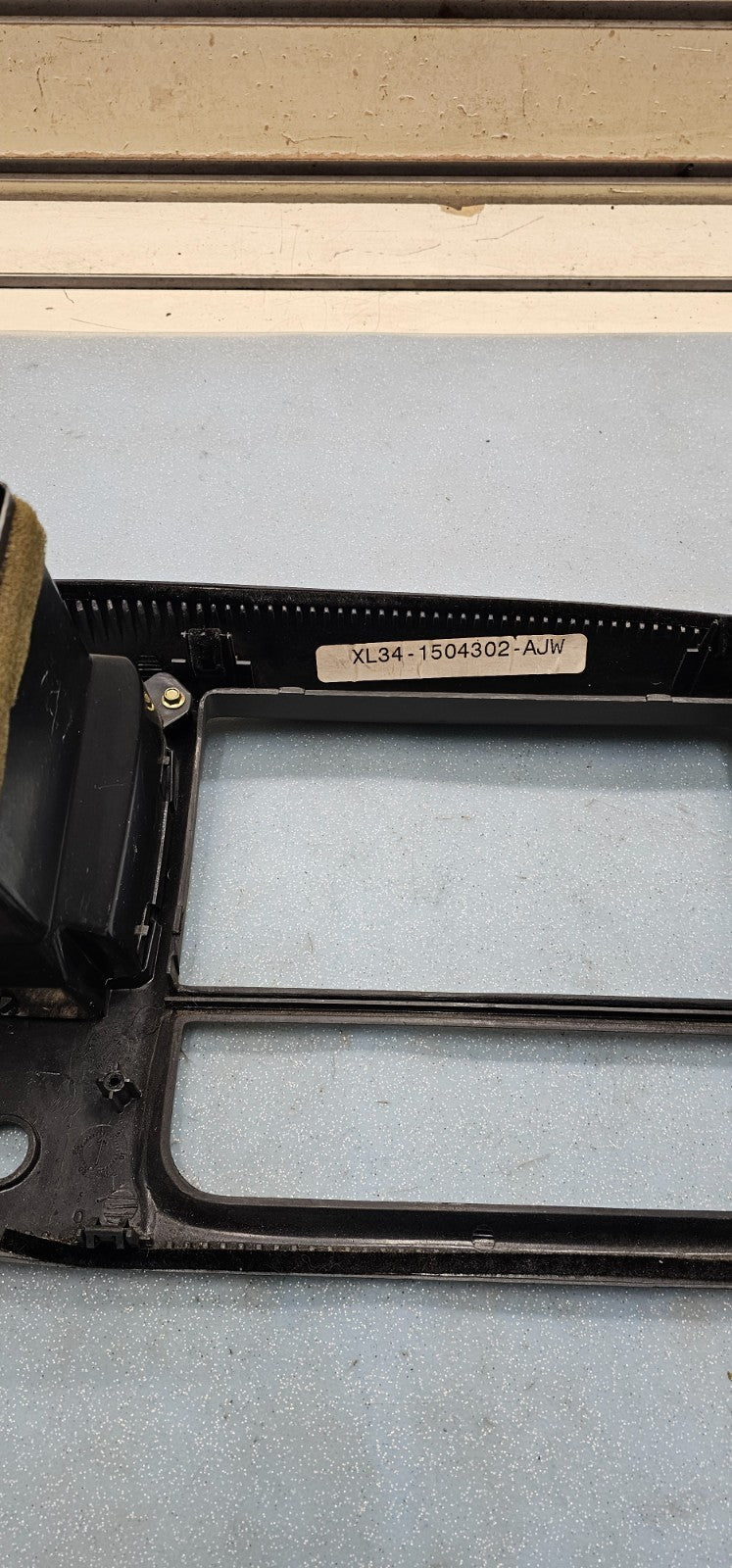 🔥97-03 Ford F150 Dash FM Radio Climate Trim Stereo BEZEL Panel DK GRAY B1