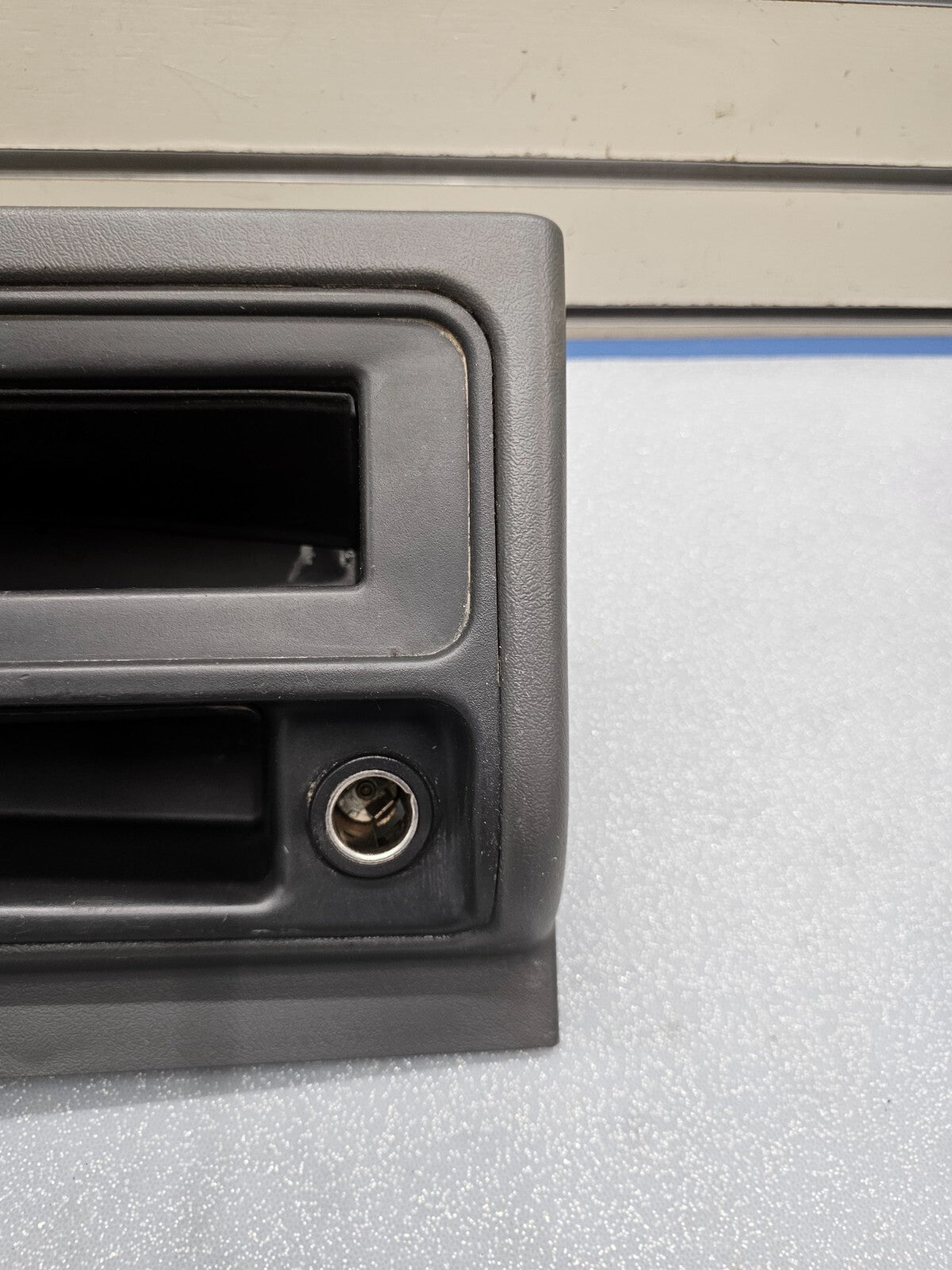 🔥2003-2006 CHEVY SILVERADO TAHOE SIERRA CENTER CONSOLE STORAGE CUBBY Dark Grey