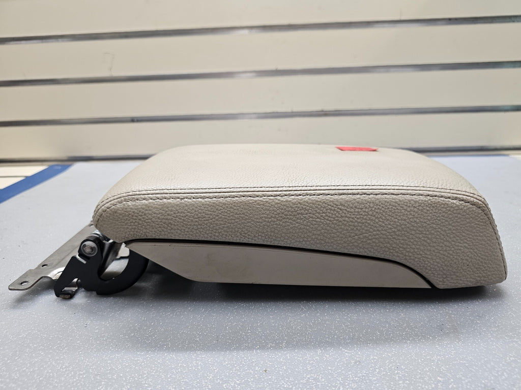 🔥10-14 LEGACY OUTBACK CENTER CONSOLE ARMREST LID COVER TOP PAD ASSEMBLY TAN OEM