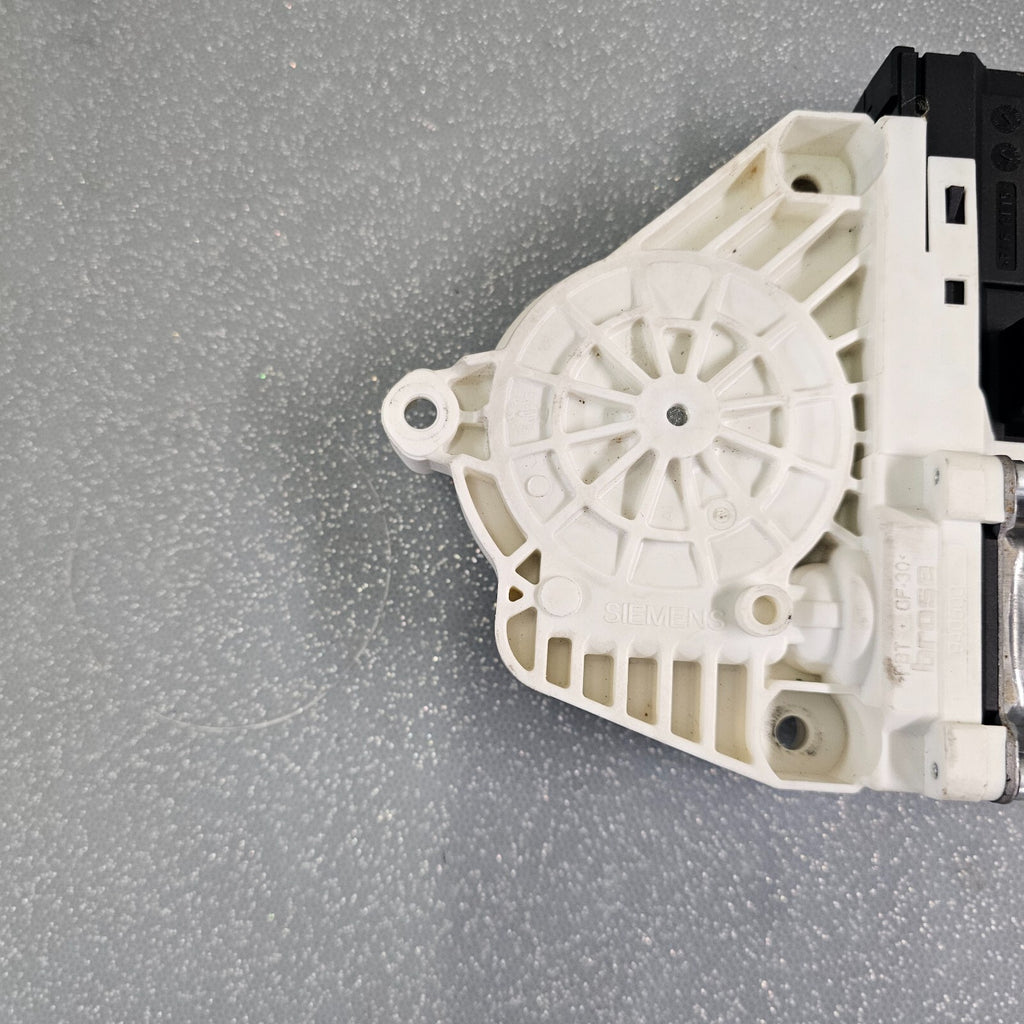 🔥05-06 Volkswagen VW Jetta Front Left Driver Door Power Window Regulator Motor
