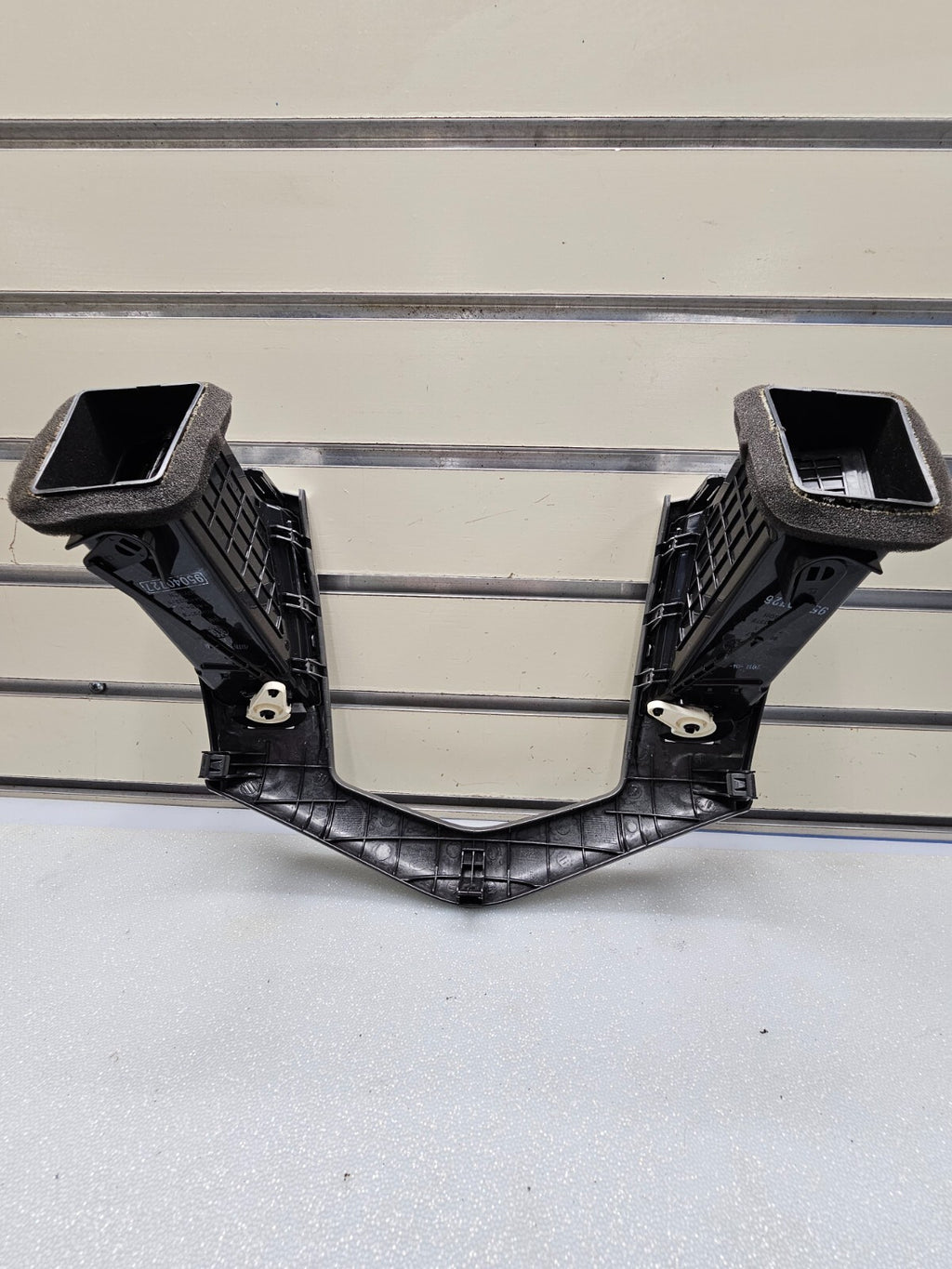 🔥2011 - 2015 Chevrolet Cruze Center Dash Air Vent Bezel trim silver