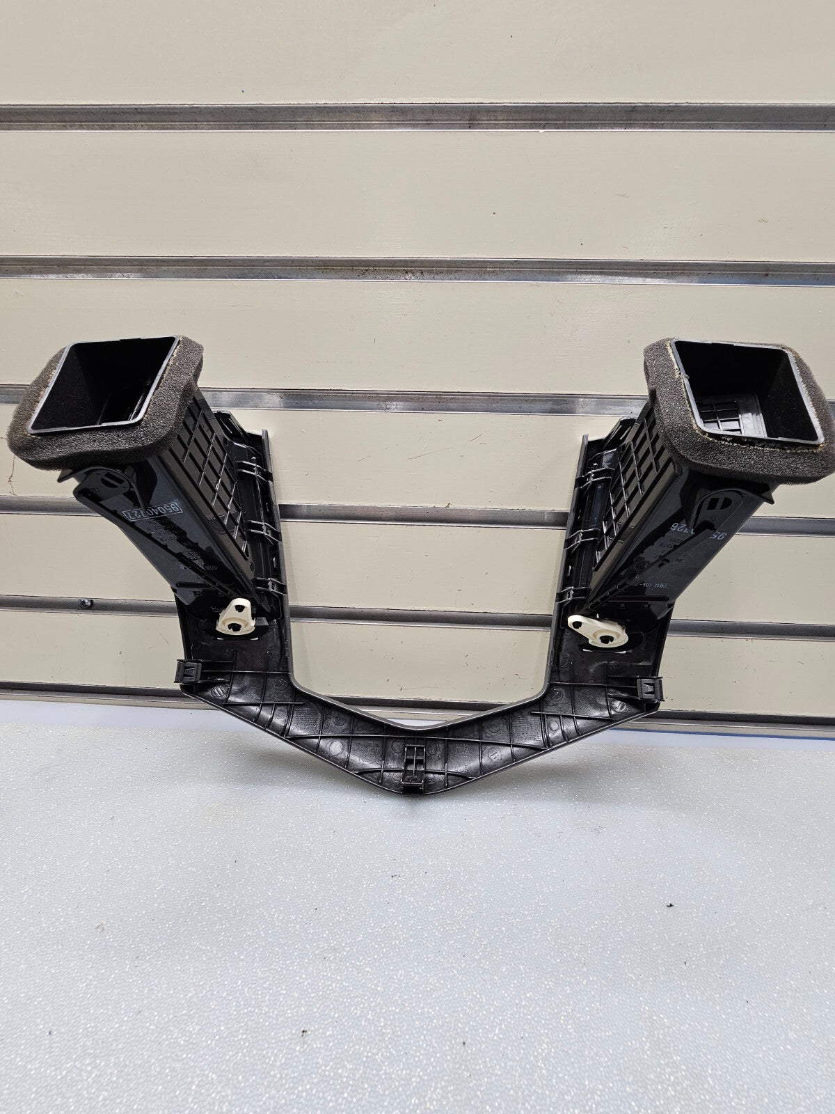 🔥2011 - 2015 Chevrolet Cruze Center Dash Air Vent Bezel trim silver