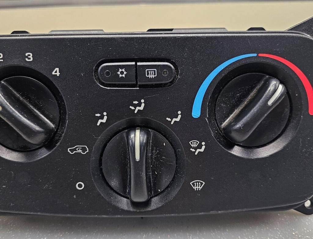 🔥04-07 Jeep Liberty AC Rear Defrost Heater Temperature CLIMATE CONTROL UNIT OEM
