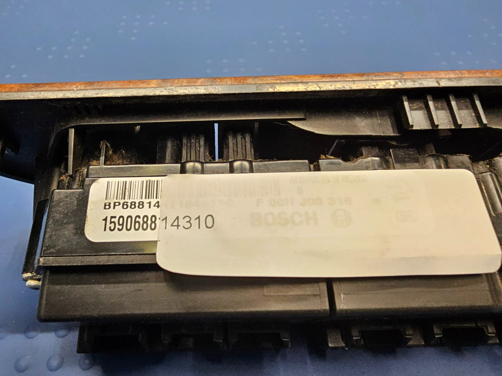 07-14 Tahoe Yukon Suburban Left Driver Door Window Master Switch Wood