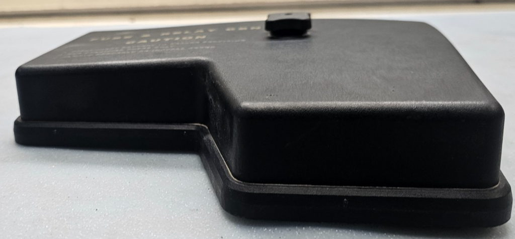 🔥02-05 Dodge Ram 1500 Relay Fuse Box Center Cover Lid Top TIPM Engine Bay