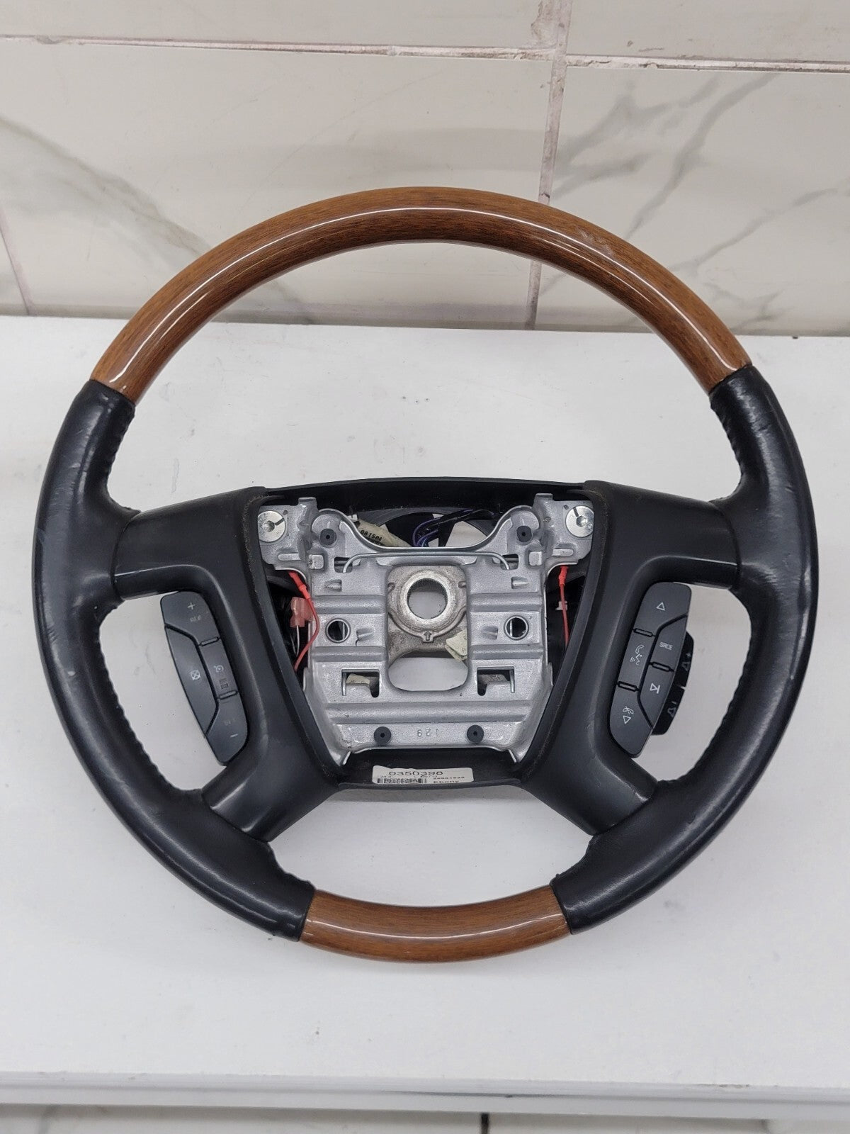 🔥2009 - 2012 Buick Enclave Woodgrain Black Leather Power Steering Wheel