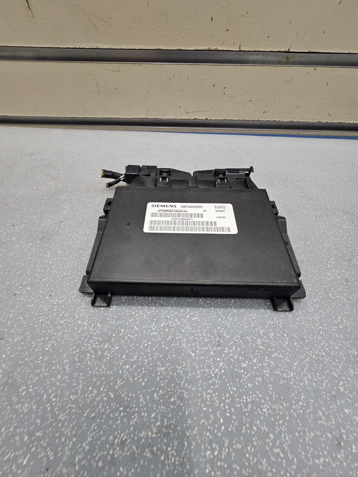 🔥2005-2006 Chrysler 300 Dodge Magnum Mopar Transmission Control Module Assembly