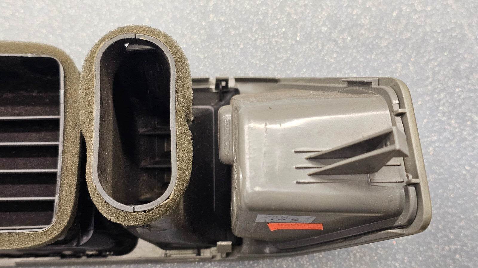 🔥05-15 TITAN ARMADA QX56 DASH RIGHT PASSENGER AIR VENT HEATER CONDITIONING TAN