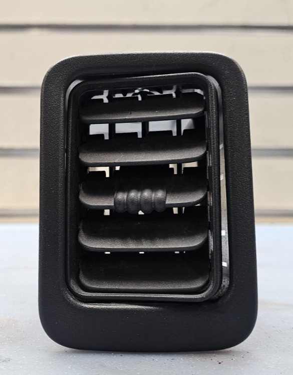 🔥99-06 Silverado Tahoe Dash Right Passenger Air Vent A/C AC HVAC Heater Black