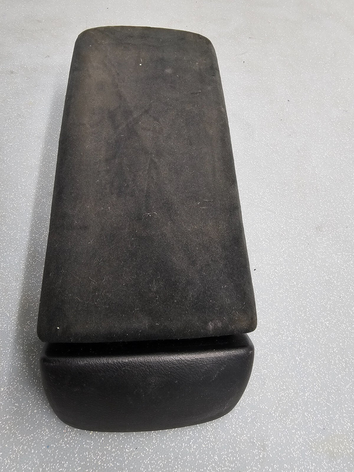 03-07 ACCORD Acura TSX Center Console Armrest Storage Lid CLOTH LT BLACK L22