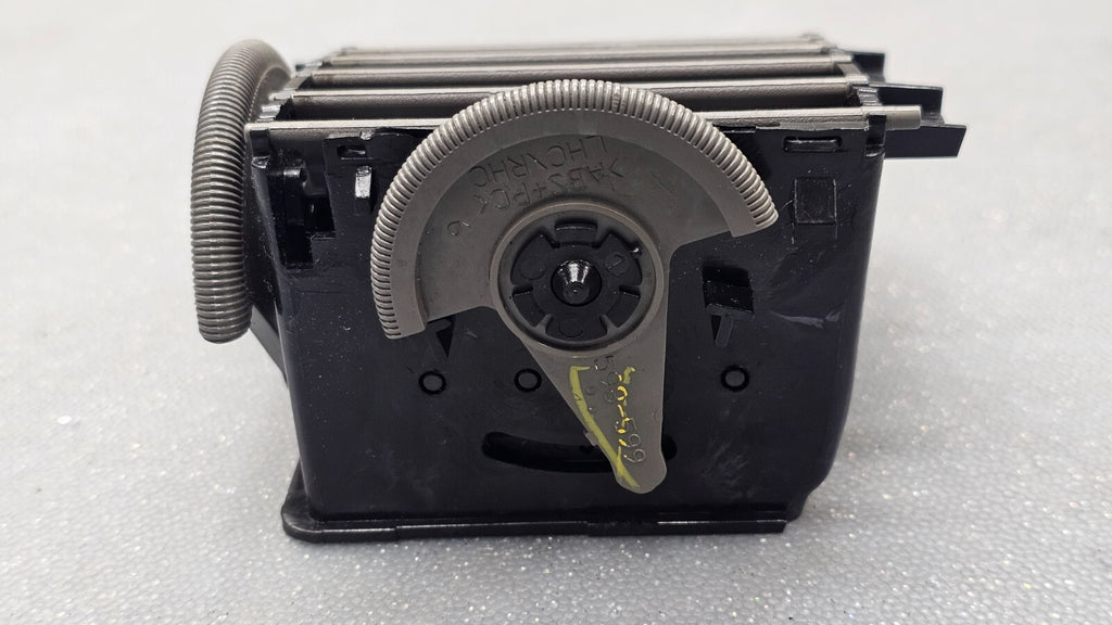 🔥00-05 Chevy Impala Center Dash Left DRIVER AC HVAC A/C Heater Air Vent TAN OEM