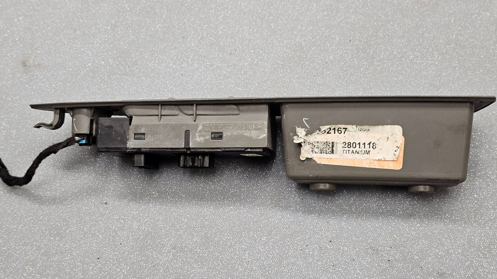 🔥08-12 Chevy Malibu Left Driver Master Power Door Window Switch Lock Gray OEM