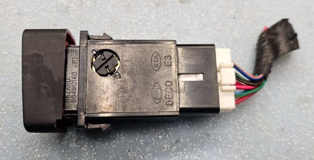 🔥02-05 Hyundai XG350 Emergency Hazard Warning Light Lamp Switch Button Black