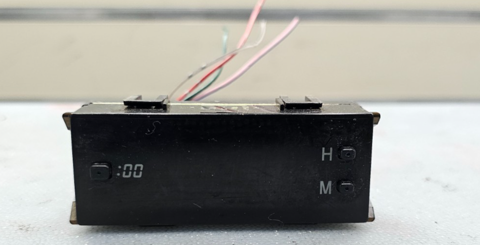 🔥09-13 Genuine OEM Toyota Matrix  clock w/connector OEM