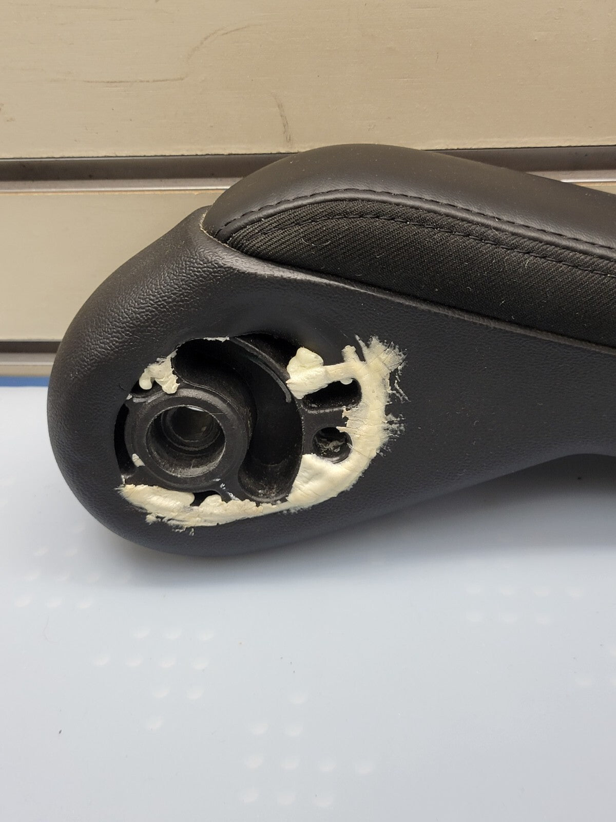 🔥11-20 CARAVAN TOWN & COUNTRY RIGHT PASSENGER SIDE FRONT SEAT ARMREST BLACK