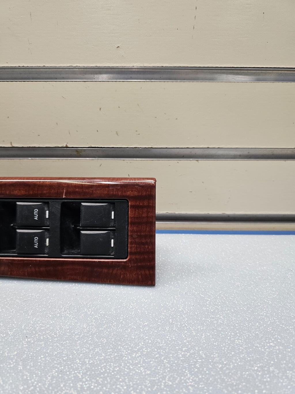 07-10 Charger Magnum Durango Dakota Master Power Window Switch Left Driver Wood