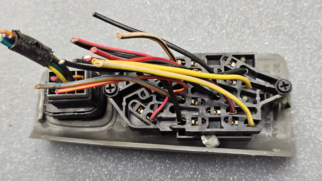 03-08 Ford E150 E250 E350 Left Driver Door Mirror Window Power Switch Lock Gray
