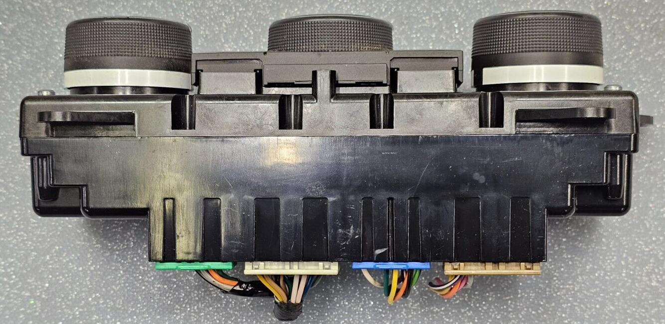 🔥09-12 CHEVY TRAVERSE DASH CENTER AC HEATER CLIMATE TEMPERATURE CONTROL UNIT