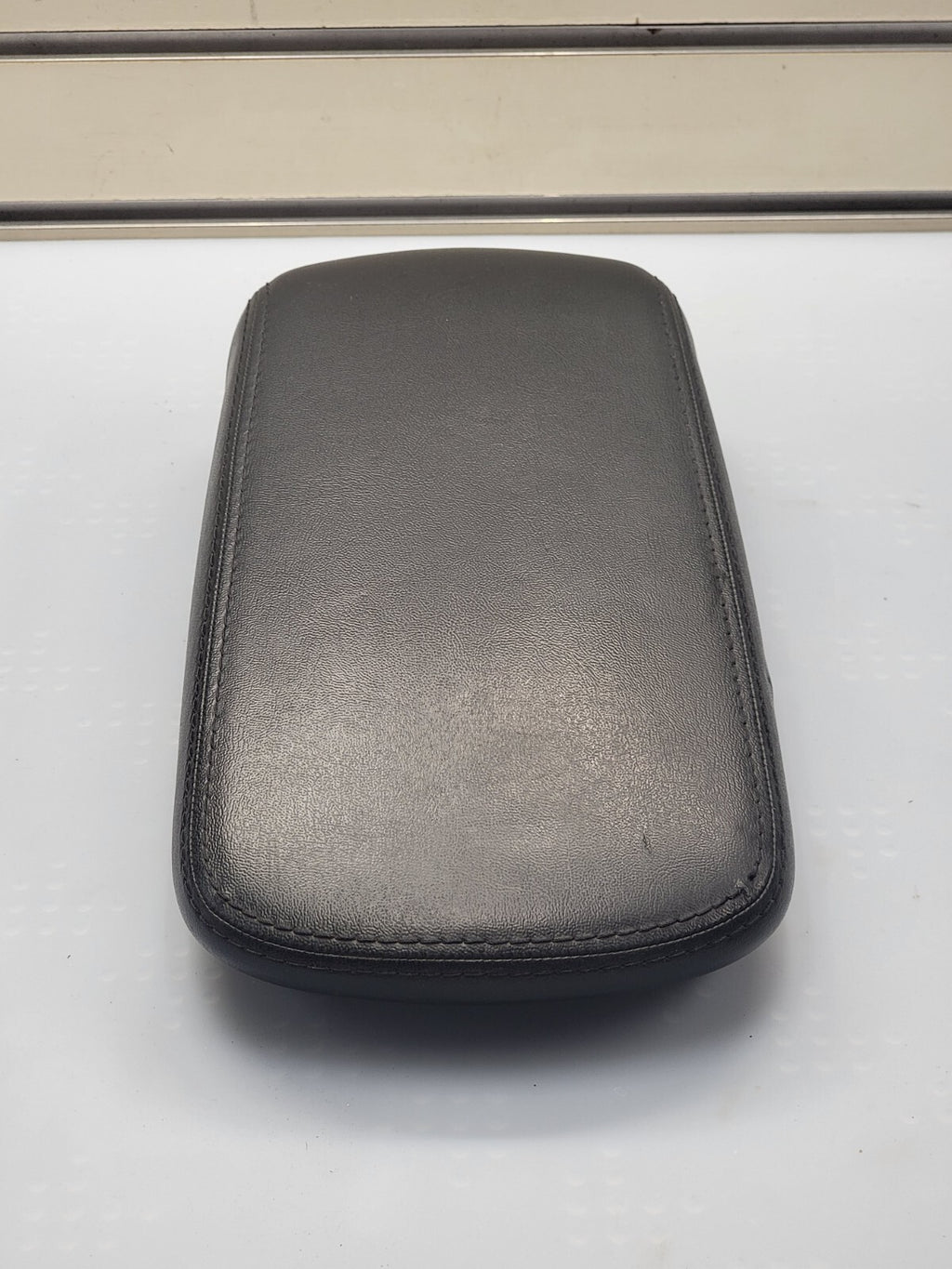 🔥2011-2014 CHRYSLER 200 DODGE AVENGER CENTER CONSOLE LID ARM REST BLACK
