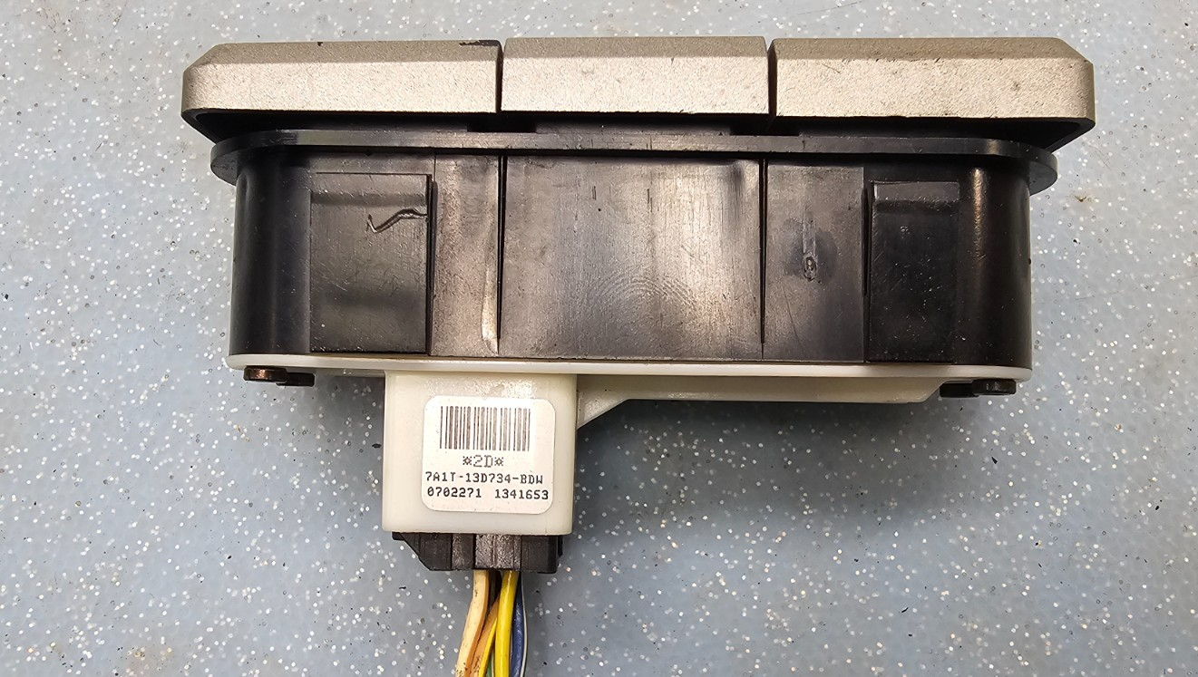 🔥07-10 Lincoln Navigator 5.4L Traction Hazard Trunk Switch Control Silver