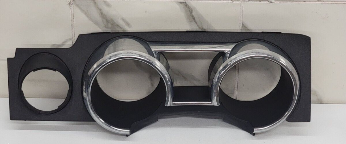 🔥05-09 Mustang Dash Instrument Cluster Bezel Speedometer Trim Chrome/Black C32